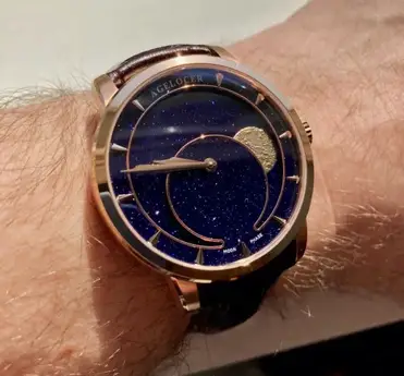 Agelocer moon phase hotsell