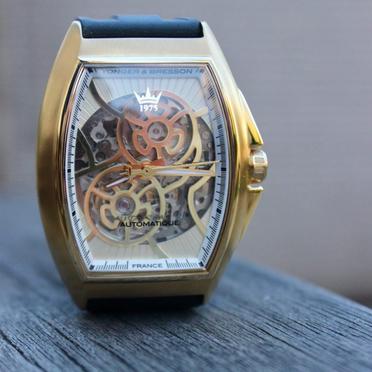 In Review Yonger Bresson Le Singulier Wristwatch Review