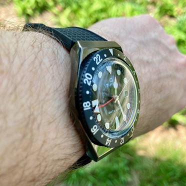 Q Timex GMT - A Wrist Watch Review - Wristwatch Review Q Timex GMT - A Wrist Watch Review - Wristwatch Review